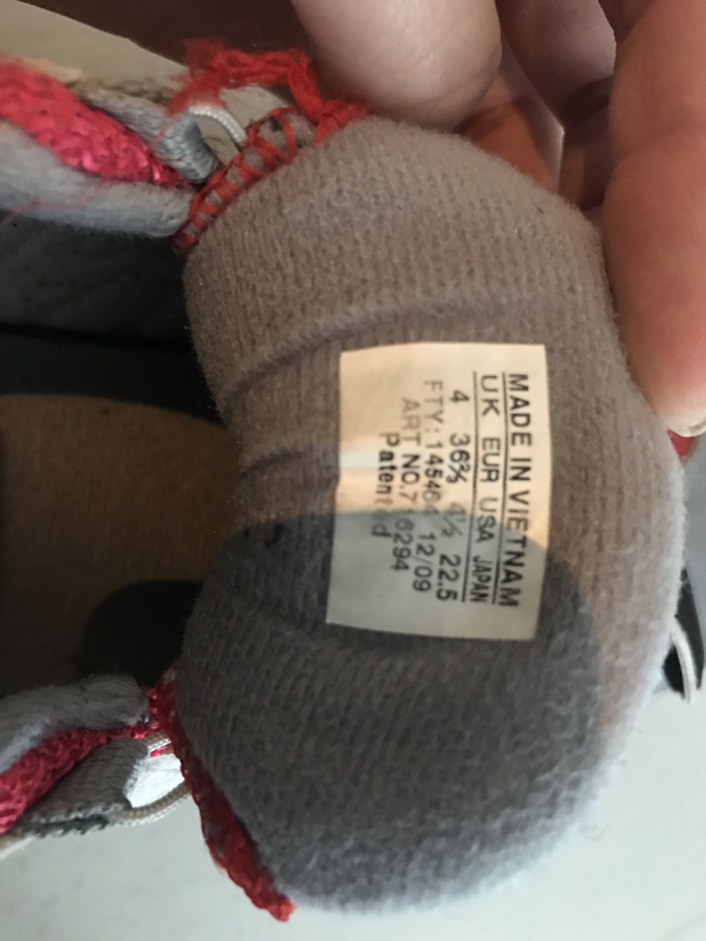 verkaufe Salomon Schuhe in grau weiß rot