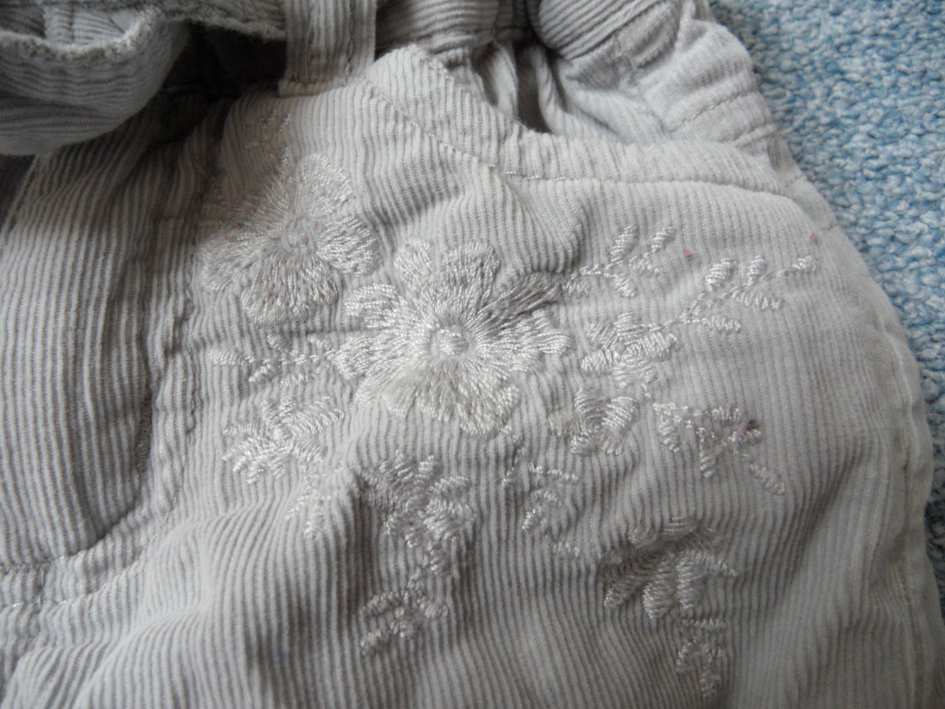 H&M süße Thermohose Cordhose gefüttert