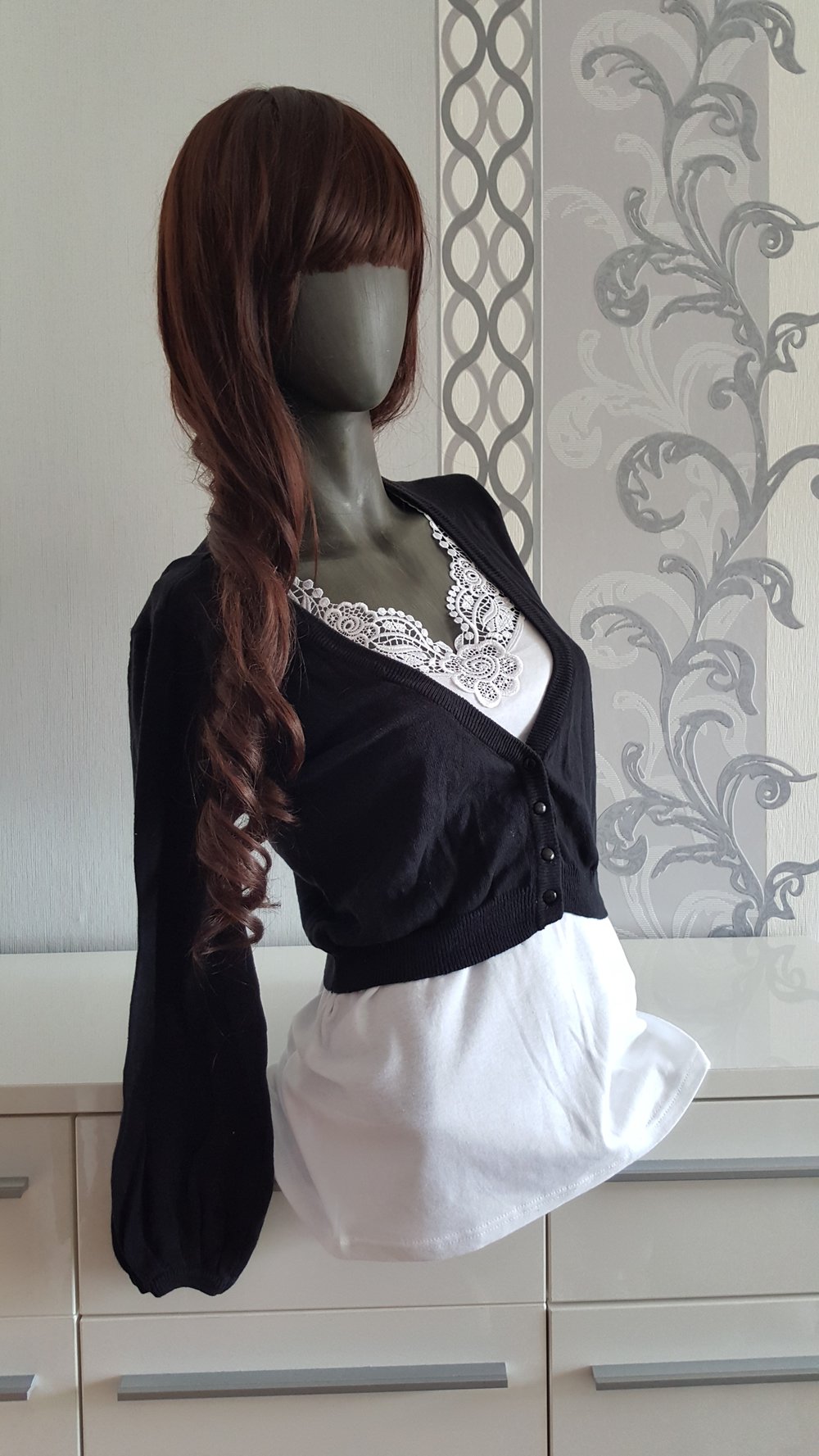 Kurzer Cardigan schwarz ausgez. 42 XL 