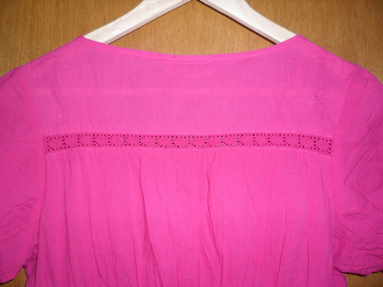 Bluse in kräftigem Pink