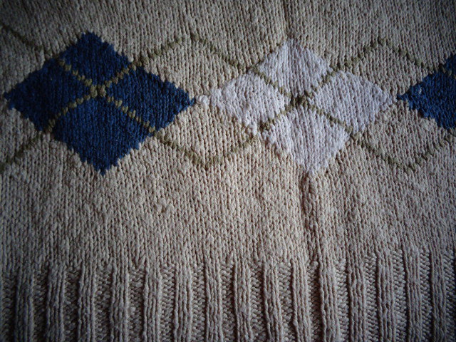 Handarbeit Pullover Kurz-Pullover mit Rhombenmuster ca. Gr. 32/34