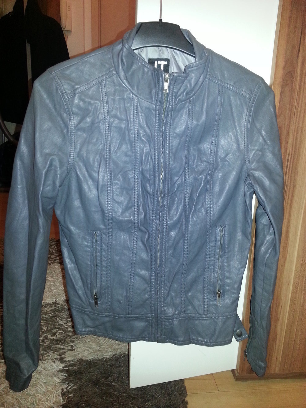 Jennifer Taylor Lederjacke