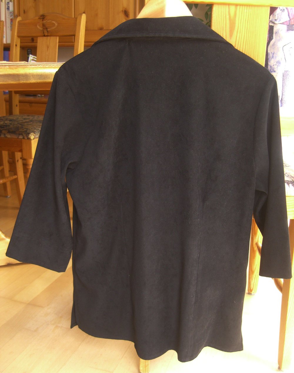 Elegante schwarze Bluse