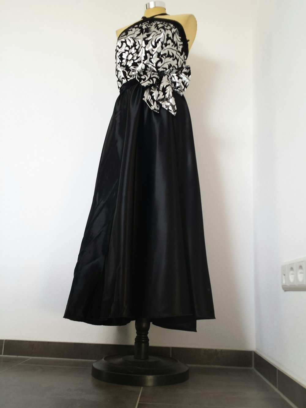Abendkleid  elegant  schwarz/ Silber 
