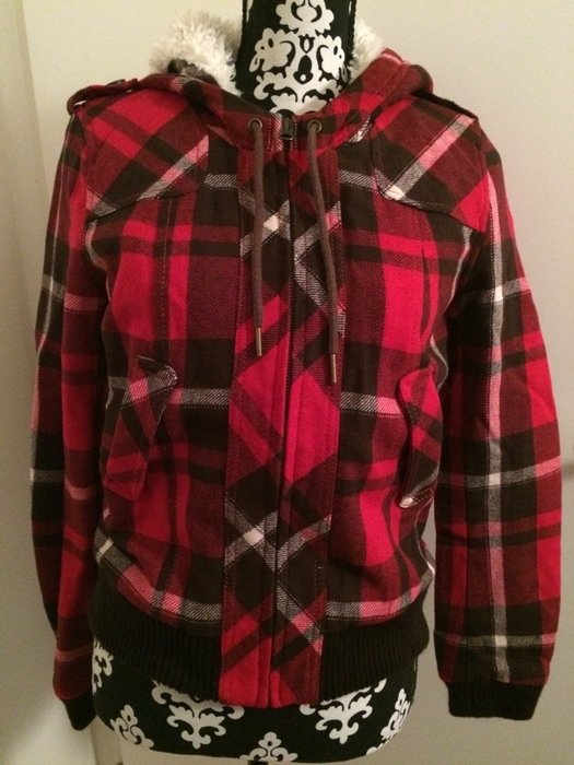 Winterjacke kariert pink gefüttert