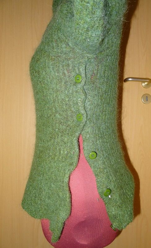 Interessanter grüner Pullover mit Rollkragen Gr. M / 38 / 40