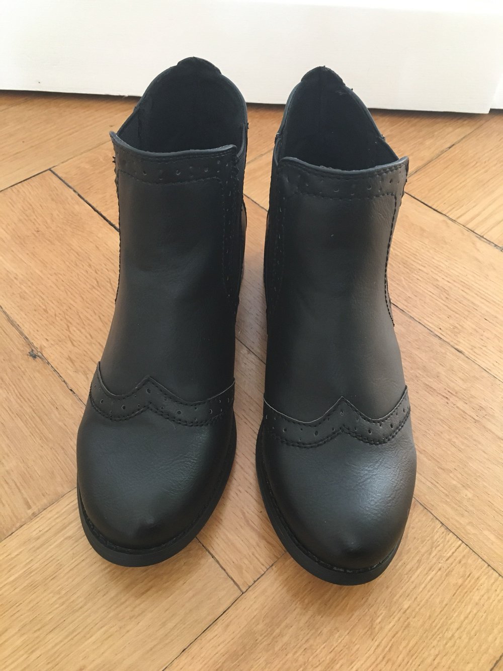Chelsea Boots Flache Stiefel Stiefeletten schwarz Kunstleder Imitat Vintage 