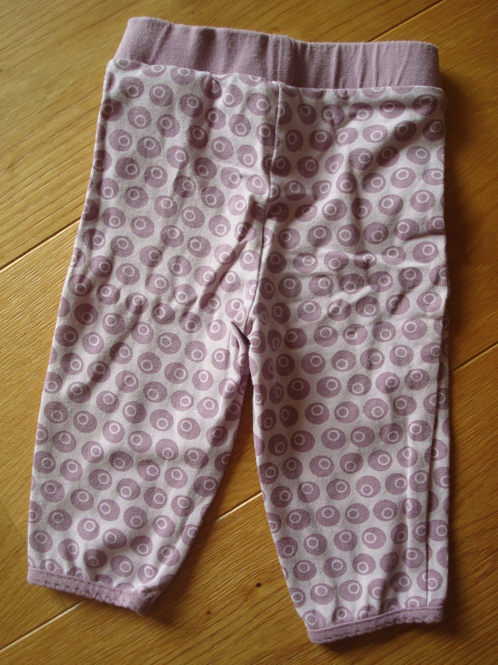 tolles Set Leggings und Langarmshirt H&M Gr. 68