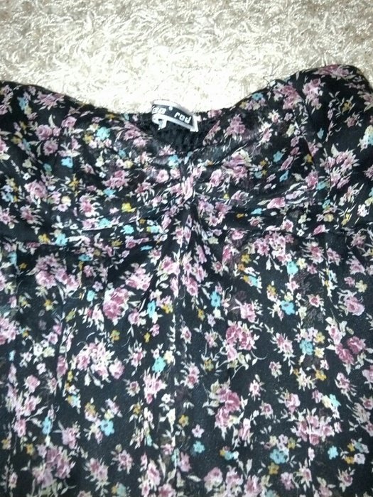 Träglerloses Blümchenkleid