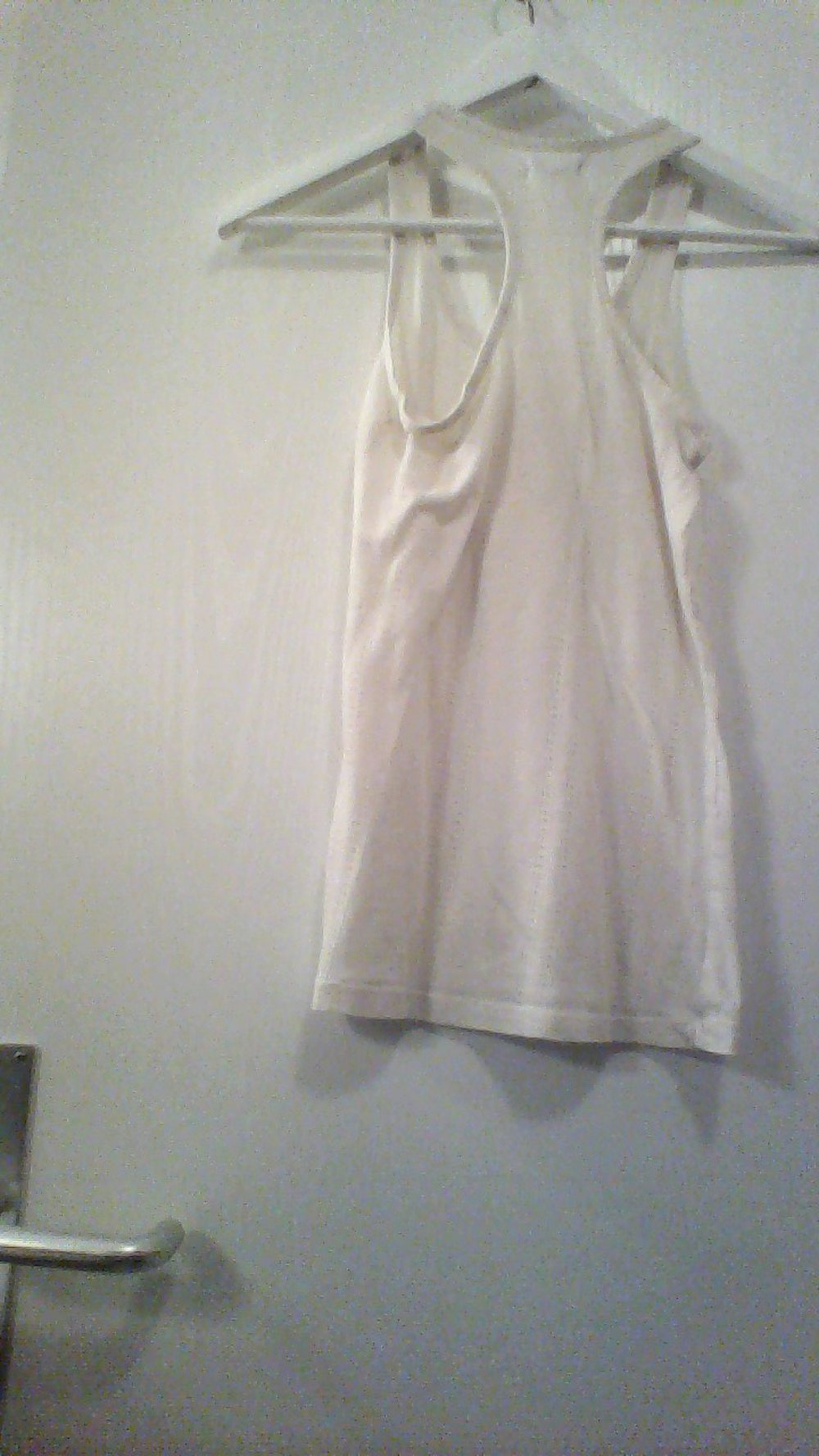 Cremefarbenes Top mit schönem Muster