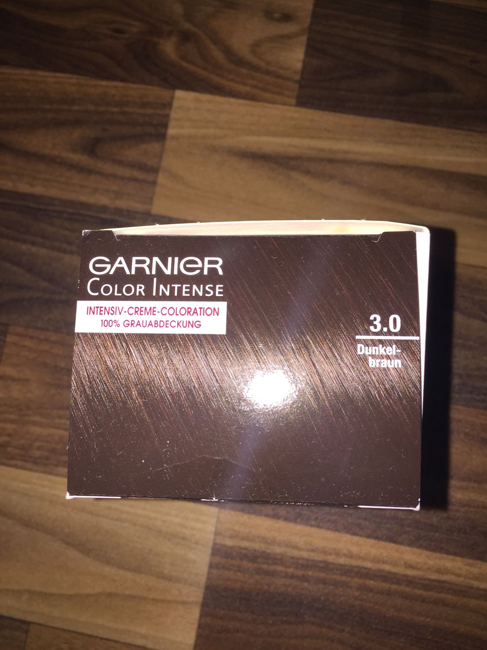 Neue Haarfarbe Dunkelbraun 