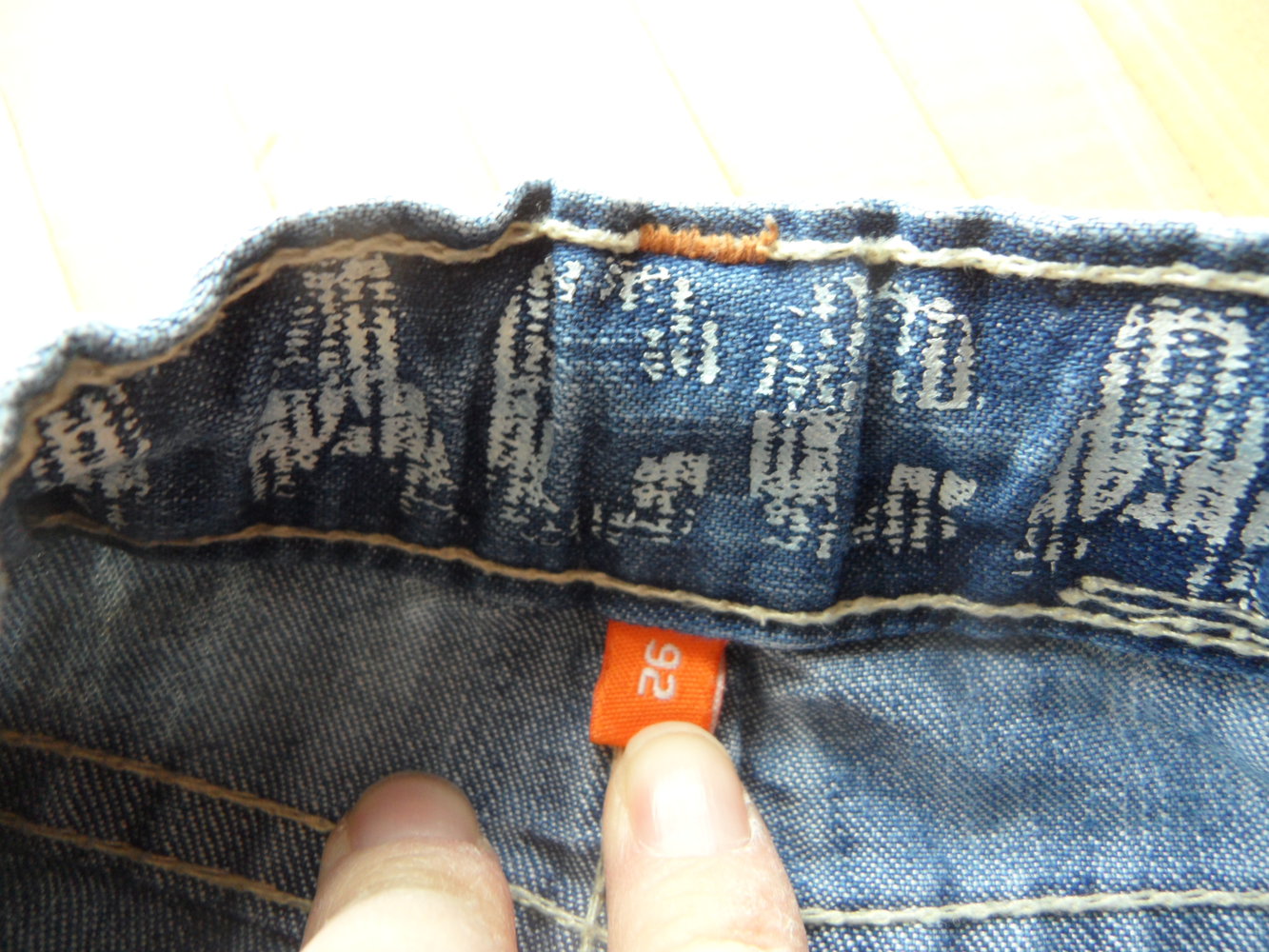 Staccato tolle Sommer-Jeans bis übers Knie