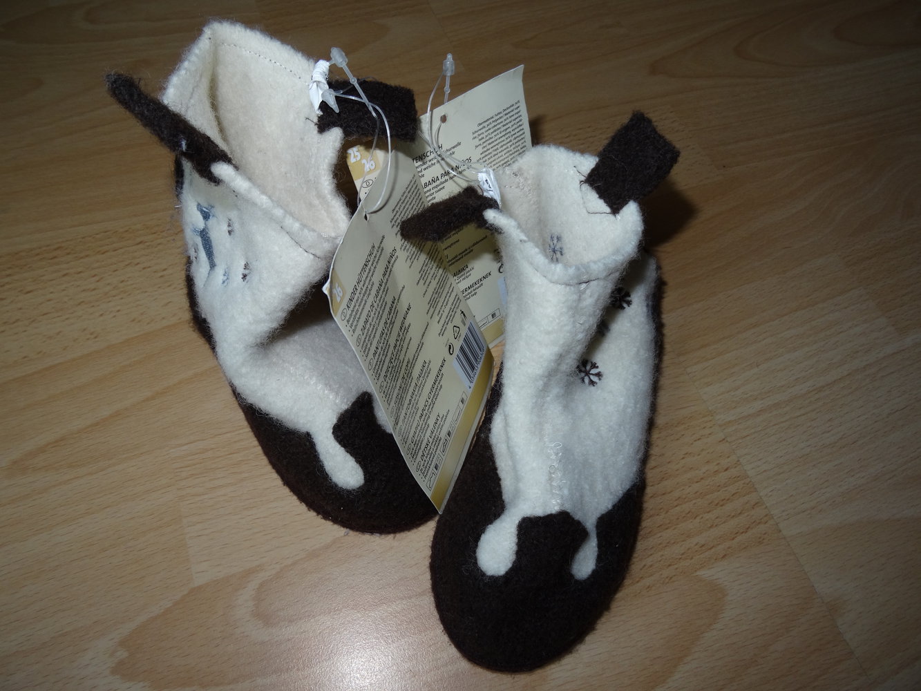 Tolle Kuhhausschuhe Gr. 25/26 Hausschuhe