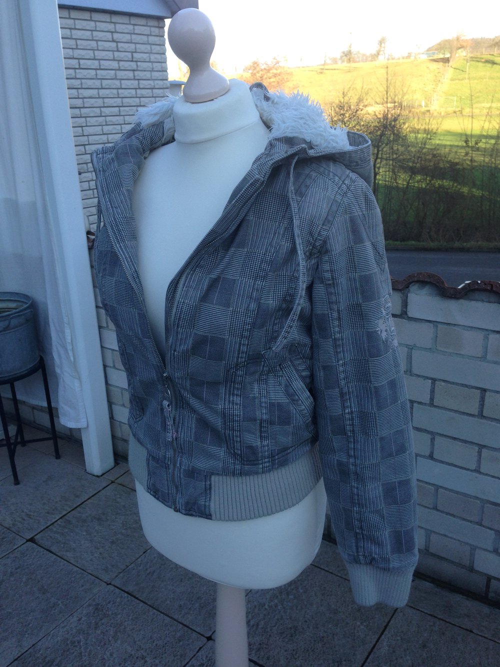 Urban surface Jacke Winter neuwertig Gr. M kariert 