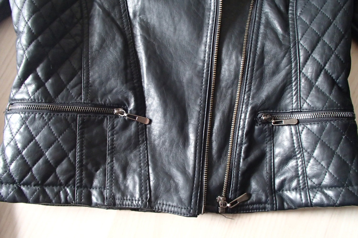 E.M.P Lederjacke mit Softnieten