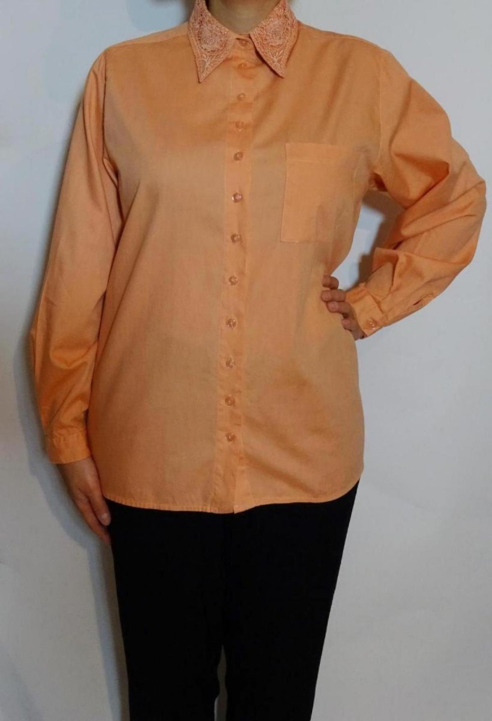 Bluse mit Häkelbesatz am Kragen True Vintage 80er Gr. 40 Gr. M