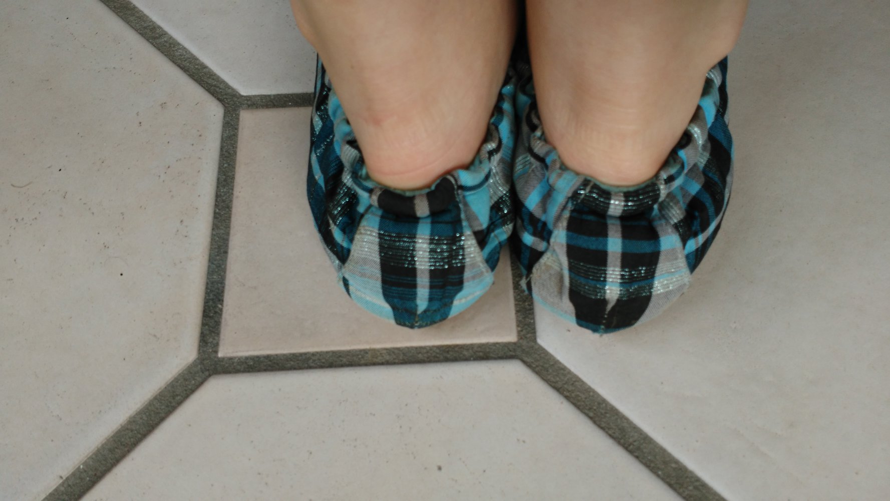 blau schwarz glitzerne Ballerinas