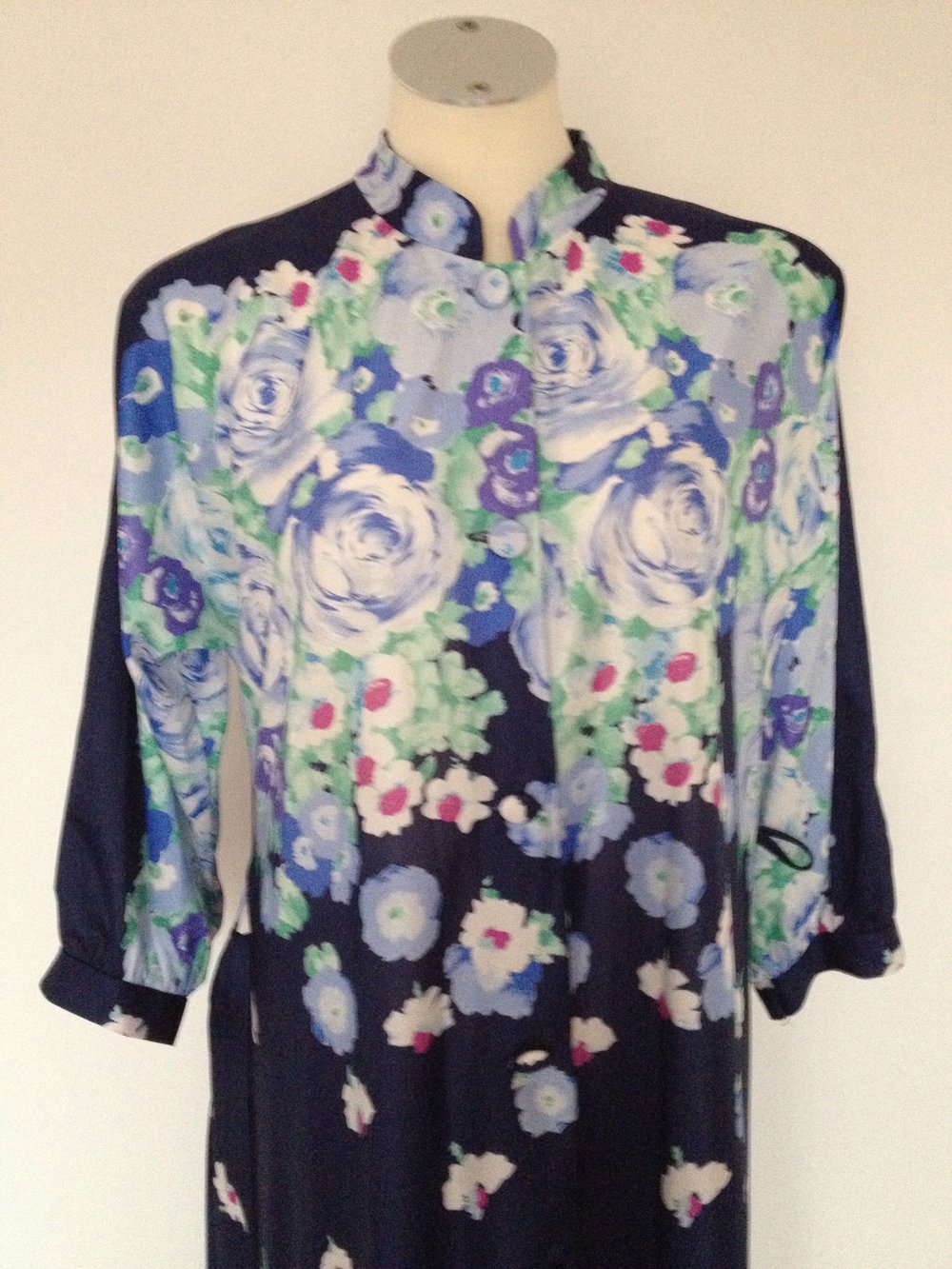 Exklusiver Vintage Blümchen Bademantel Morgenmantel 