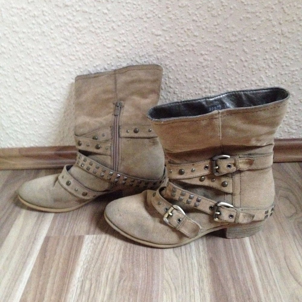 hellbraune Stiefeletten