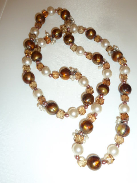 Perlenkette / braun