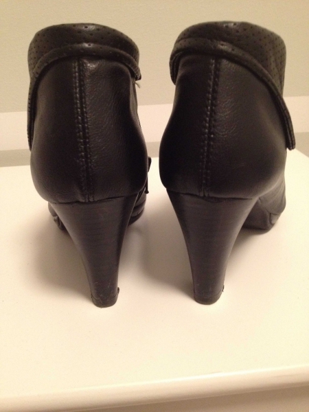 Stiefelette schwarz Gr 38