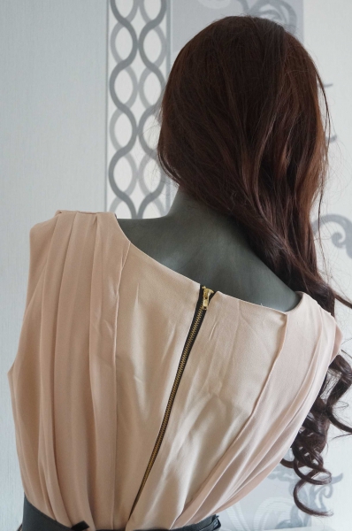Elegante beige Bluse hinten mit Reißverschluss XL L 40