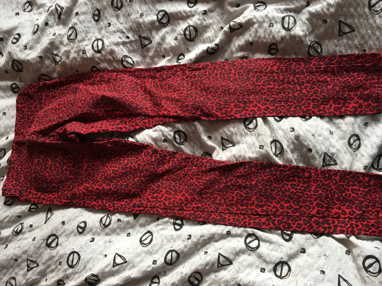 Jeans Hose, Röhre, strech, rot- leo