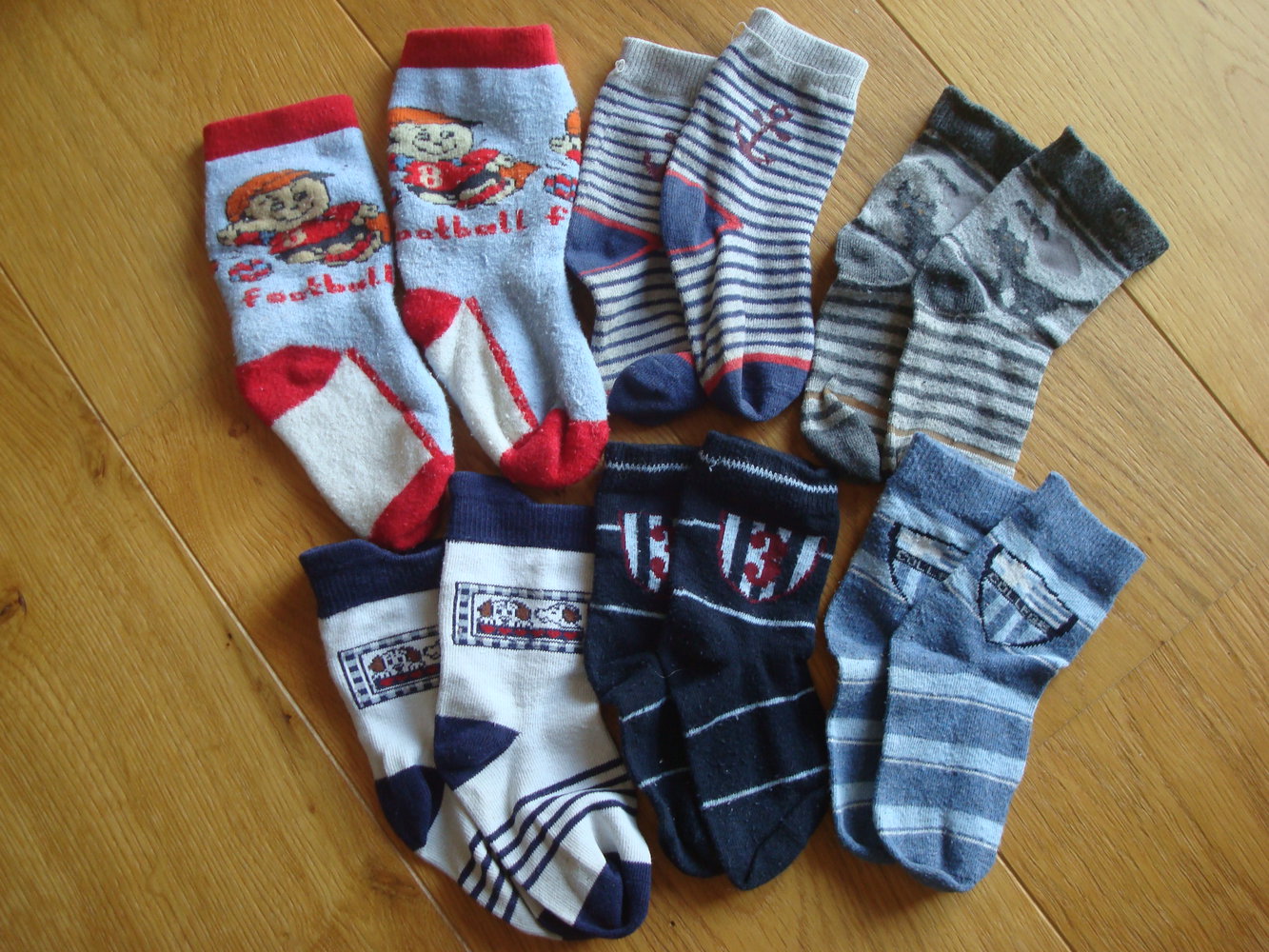 7 Paar Socken Gr. 19-23
