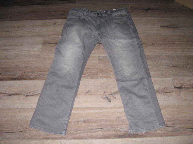 *** Schlichte Jeans ***