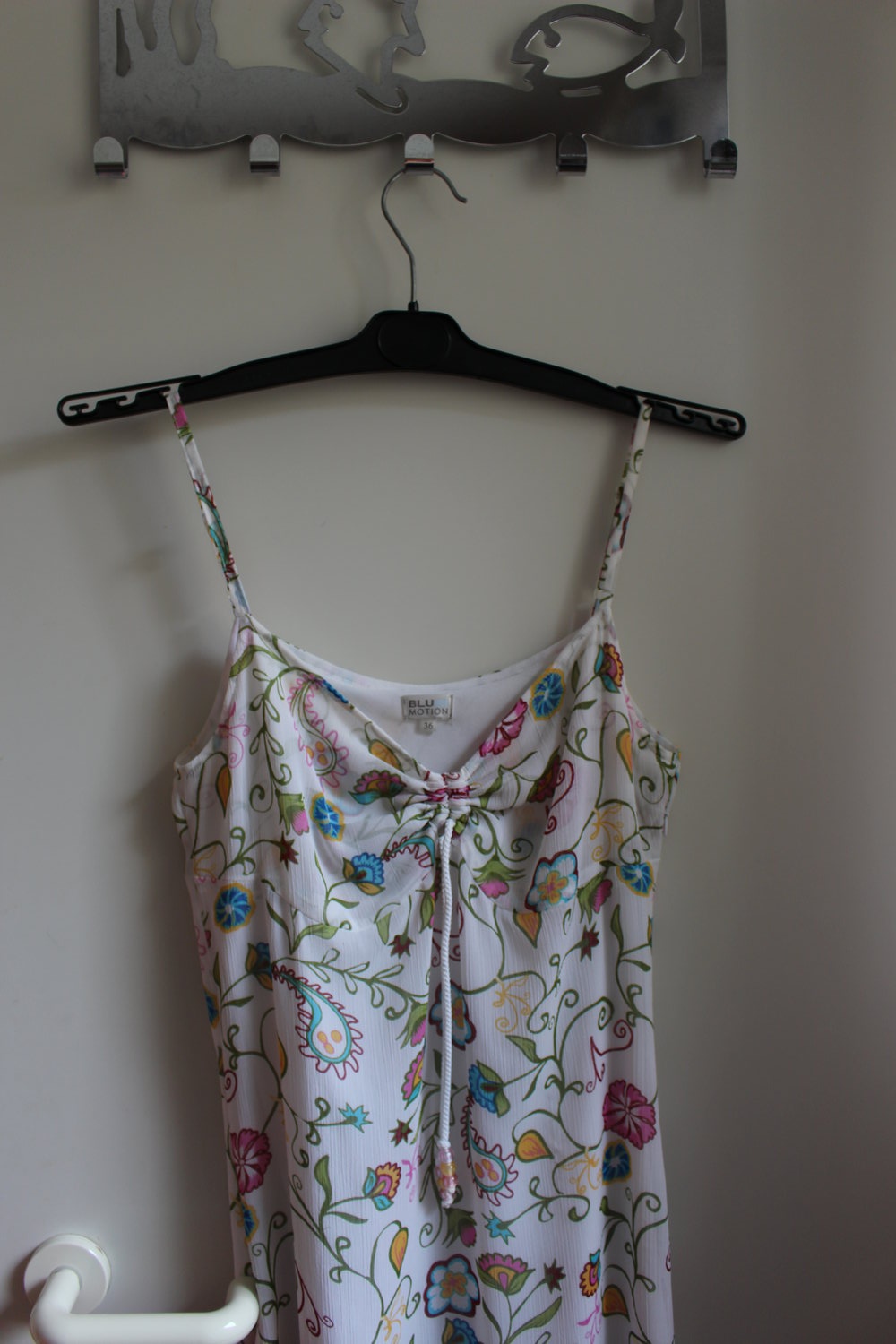 178. Trägerkleid mit Blümchenmotiv, Gr. 36