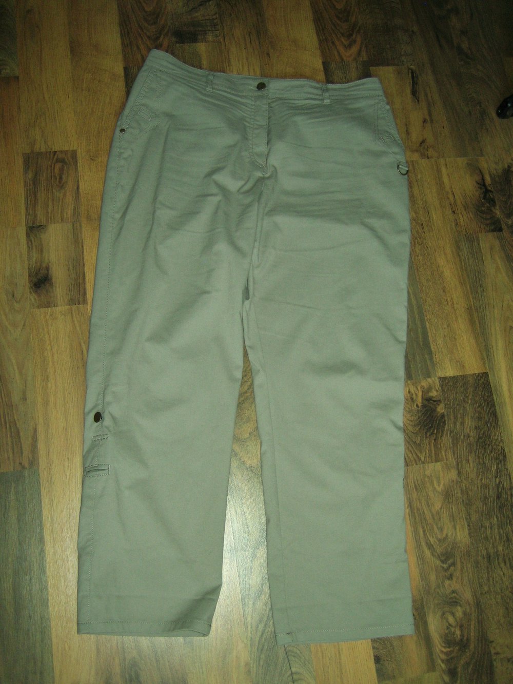 Hose Kurzgröße 23 hellkhaki