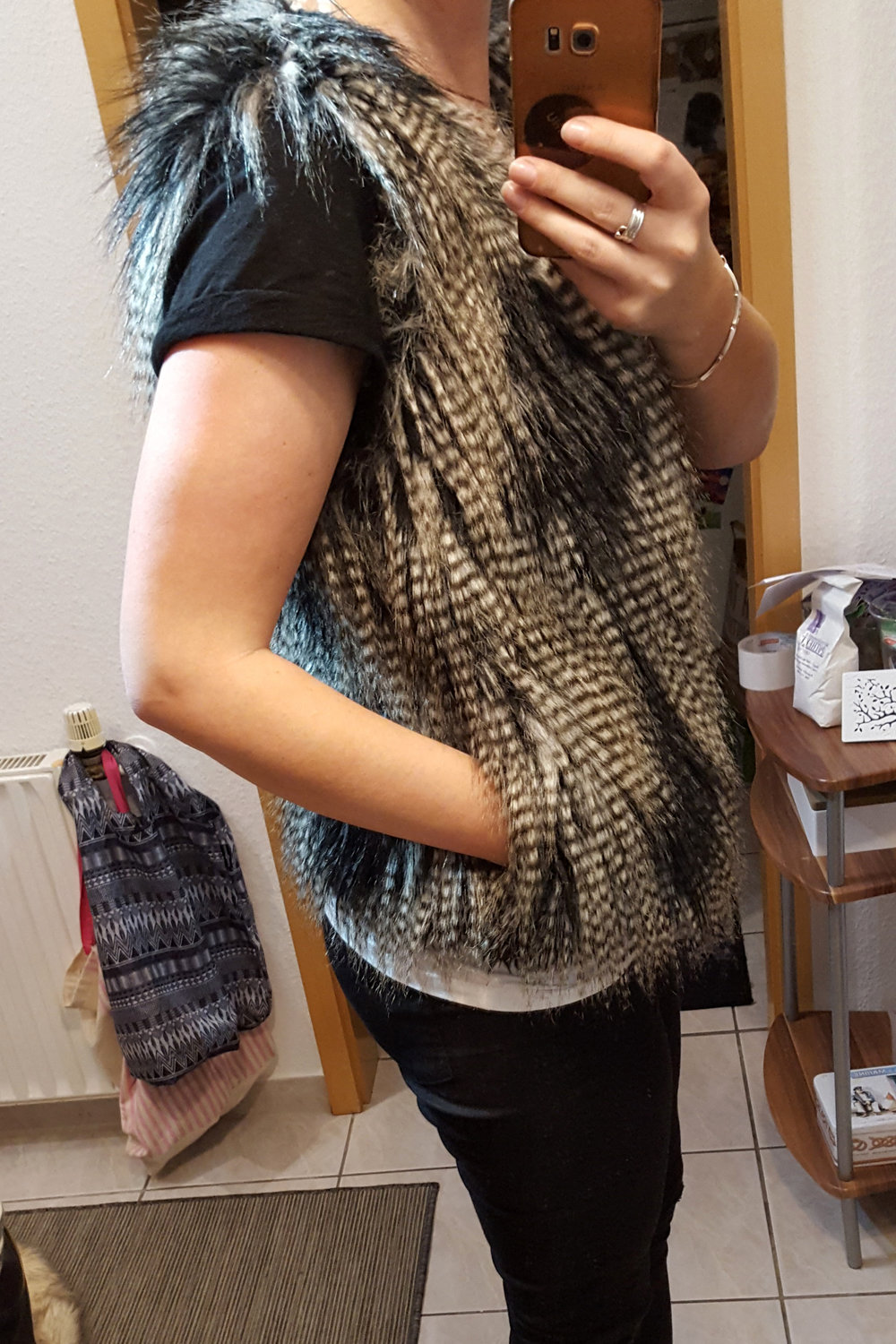 H&M, Weste, Fellweste, Kunstfell, Felljacke, Jacke, Sommer,Outfit