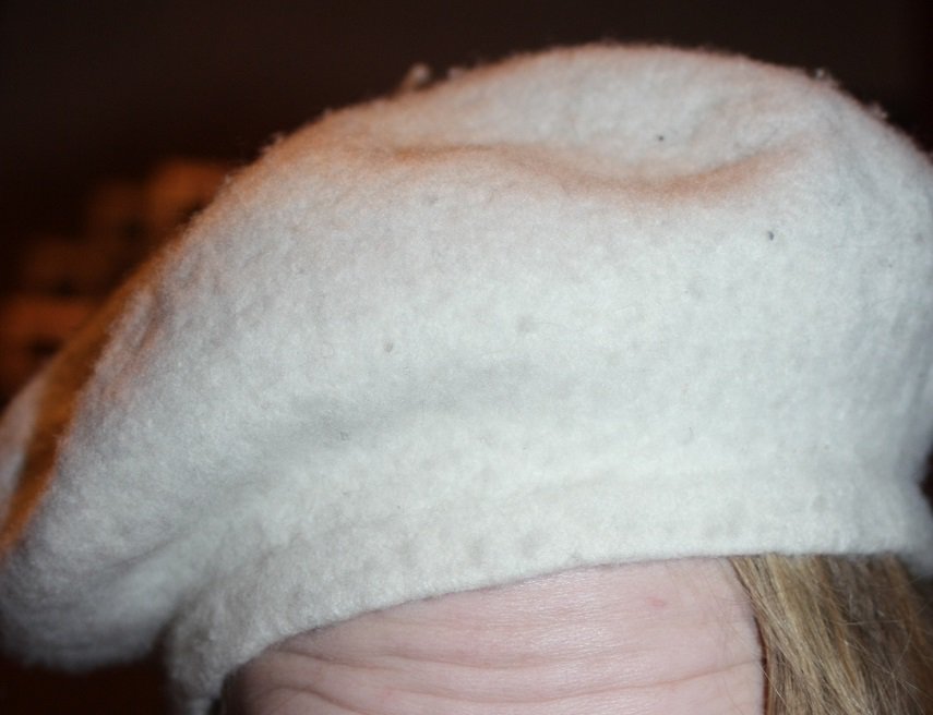 Creme-weiße Fleece Baskenmütze von C&A