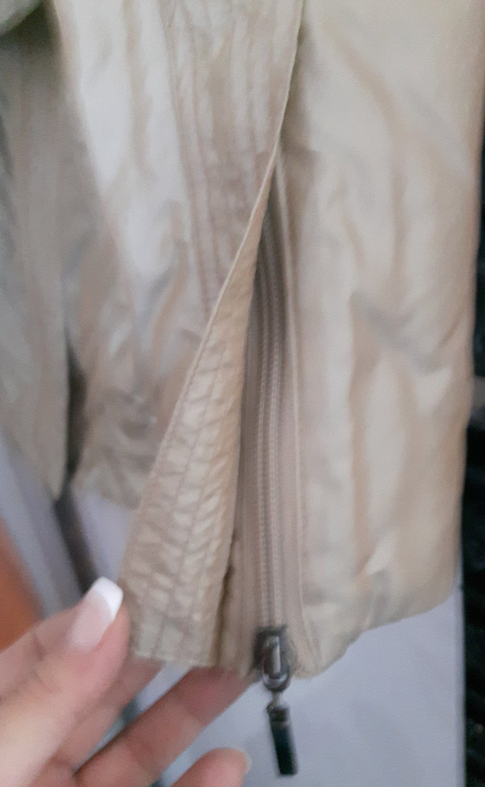 Damen- Jacke - Winterjacke - leicht gefüttert -großer Kragen- gold