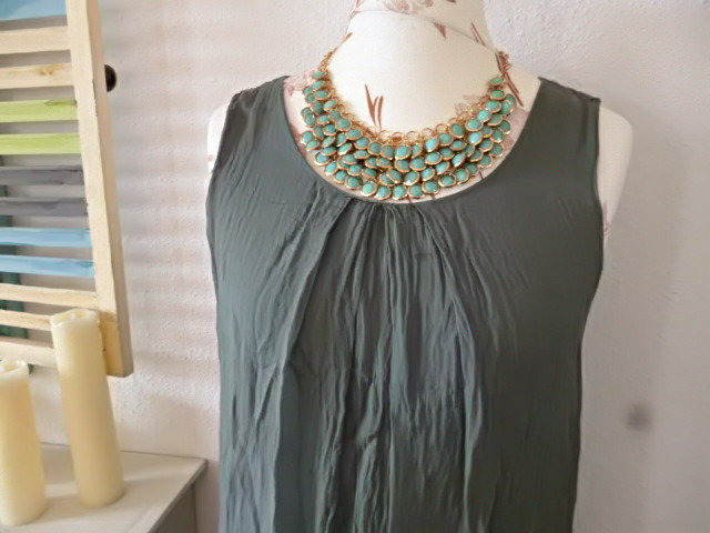 Schwarze /  Türkismint Wasserfall Kette gold Statement