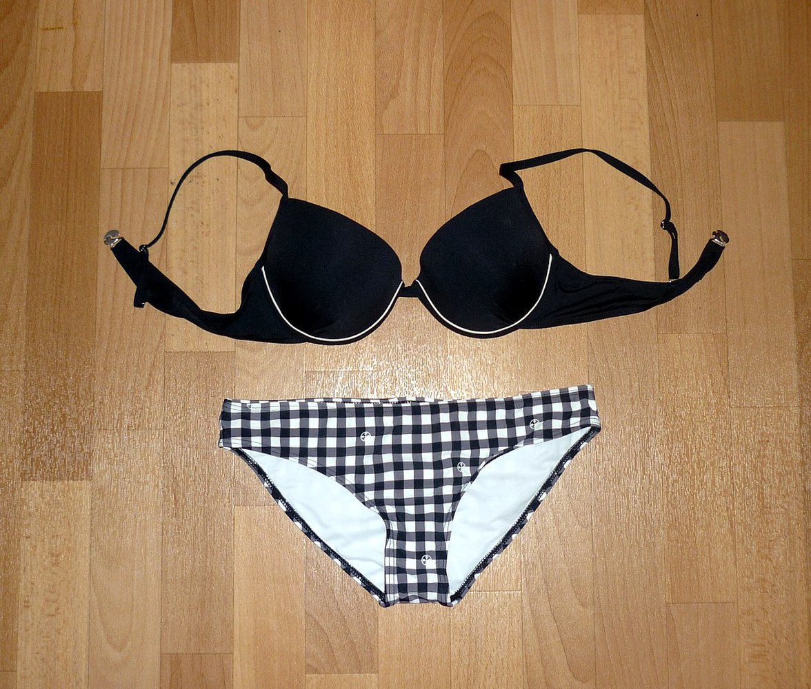 Brunotti Bikini Gr. 40 Oberteil 80 C schwarz weiß Karo