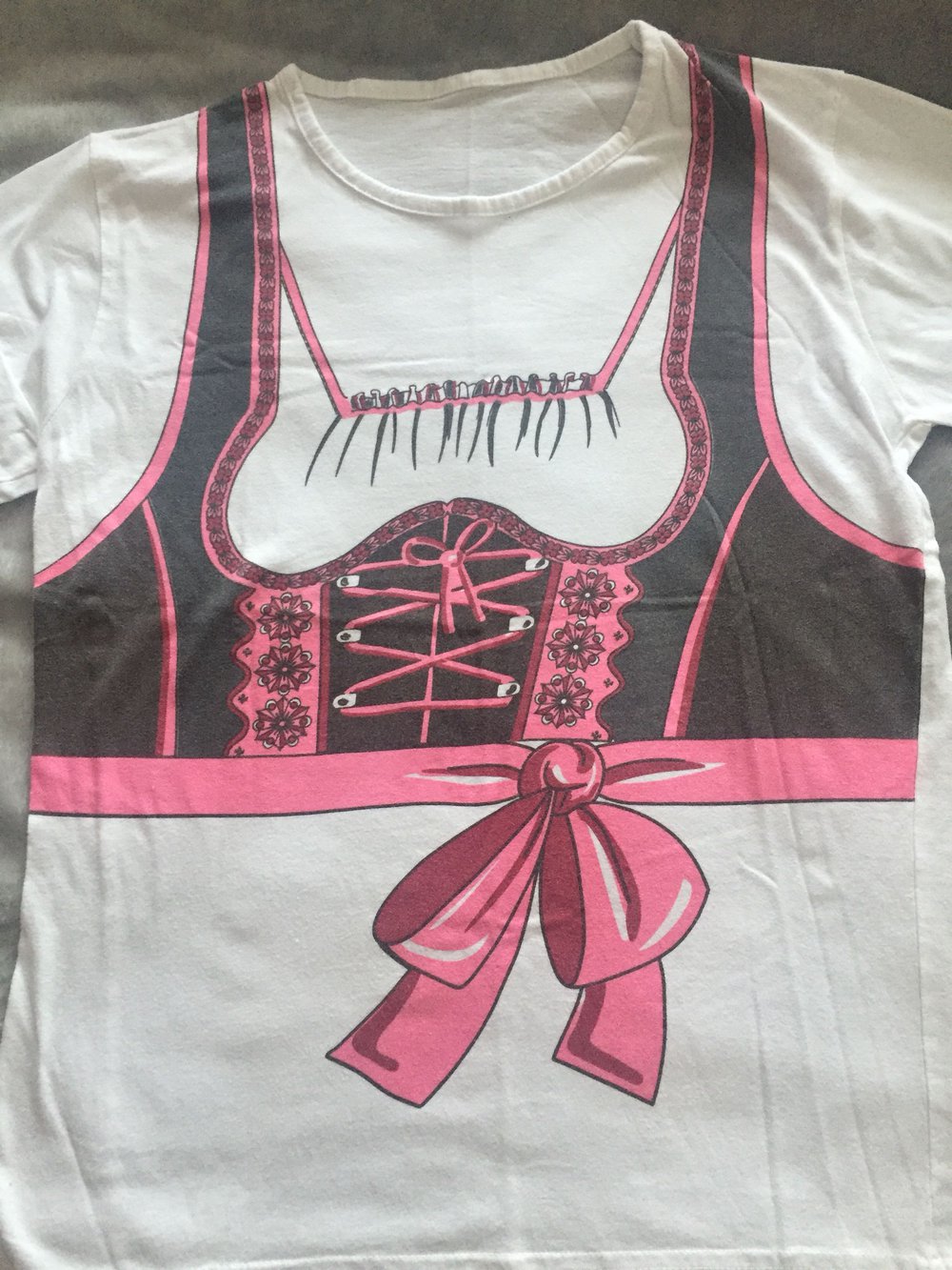 Dirndl- T-shirt / Fun- shirt gr.L 