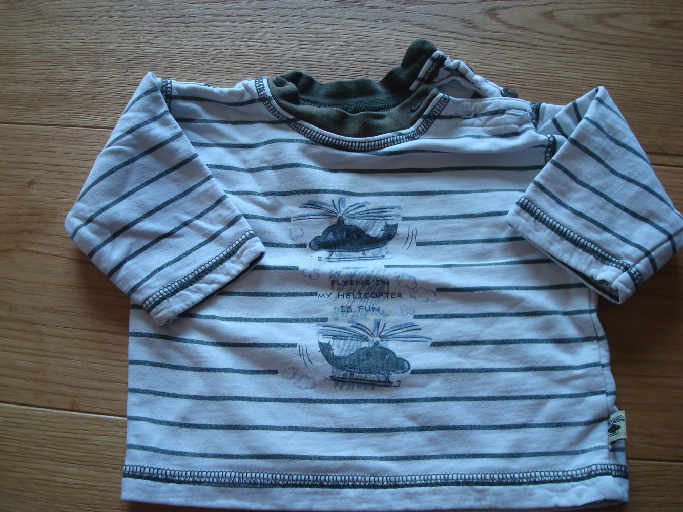 süßer Pullover für Jungen