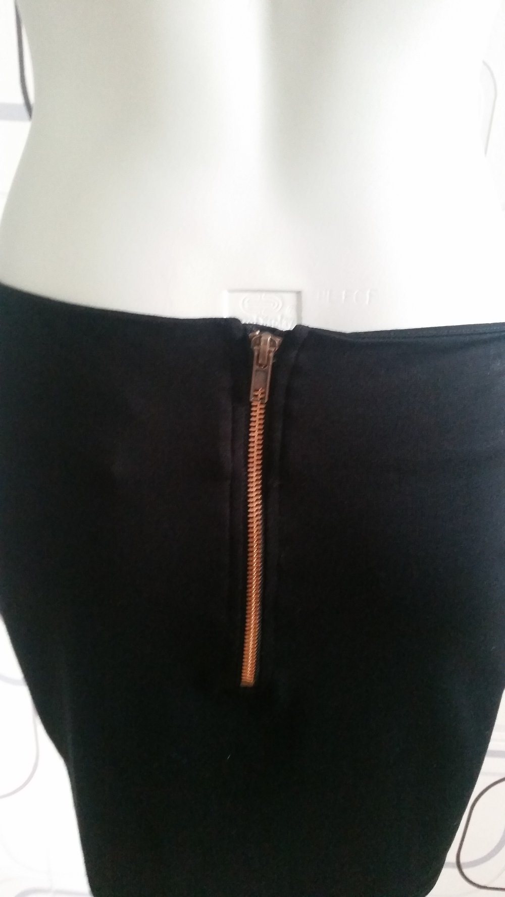 kurzer schwarzer Rock