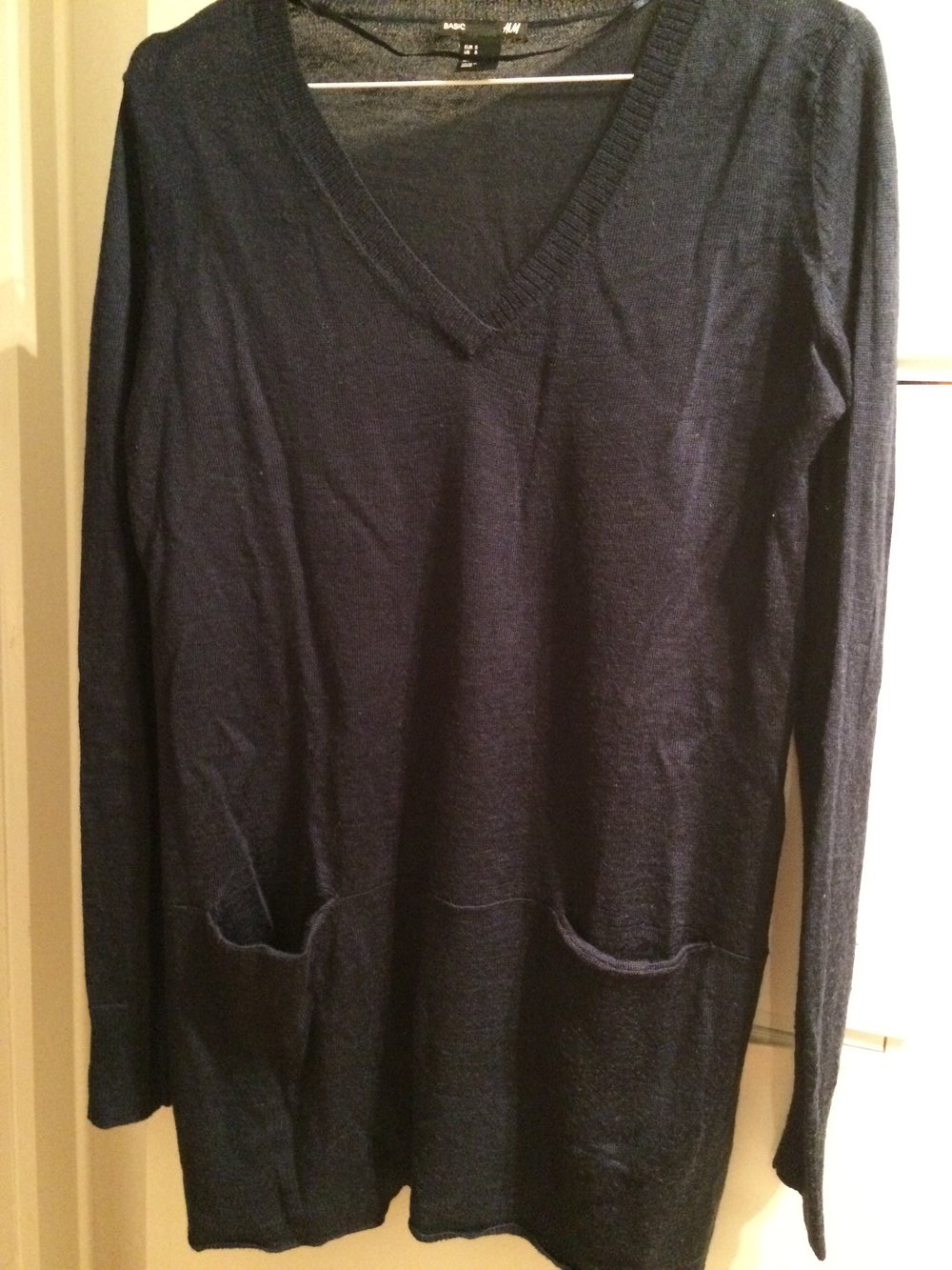 langer Pullover mit Taschen 
