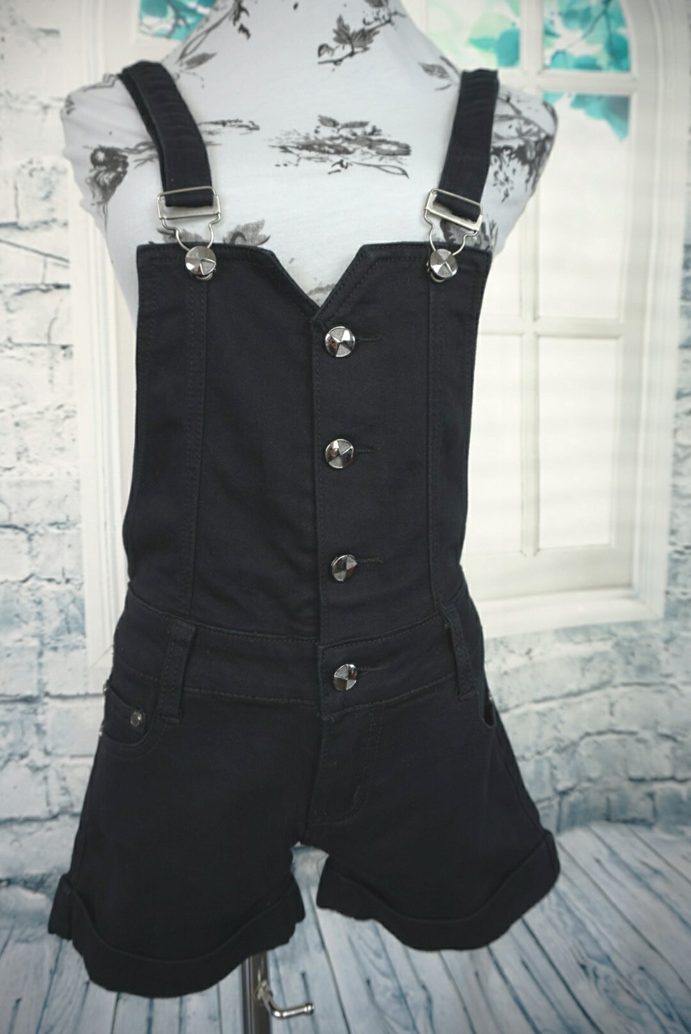 Miss one jeans Latzhose schwarz kurz