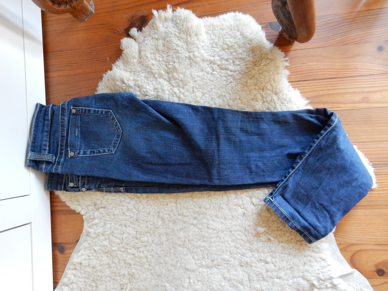 Schöne enge Röhrenjeans