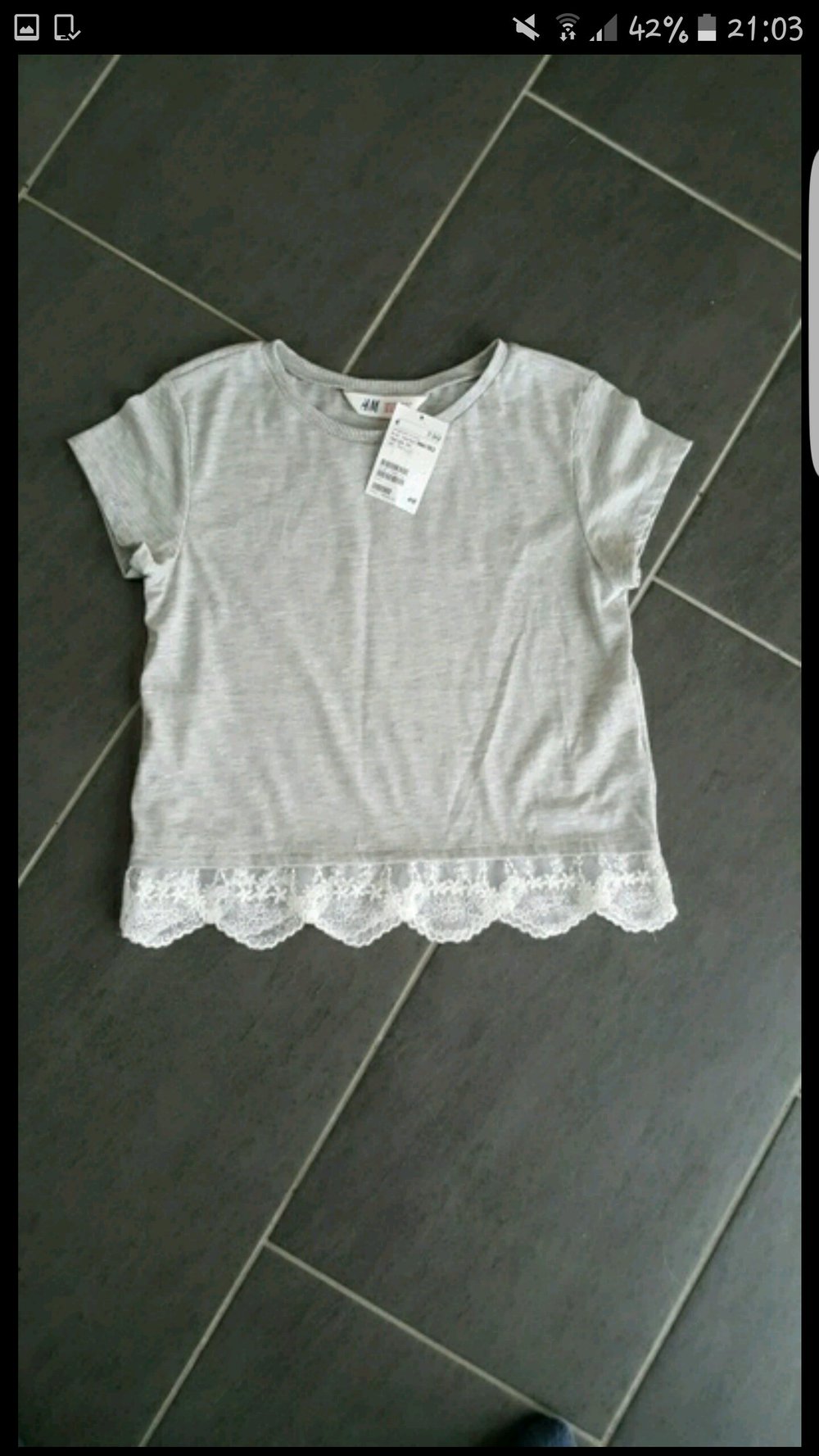 Neues Tshirt mit Etikett von  H&M 