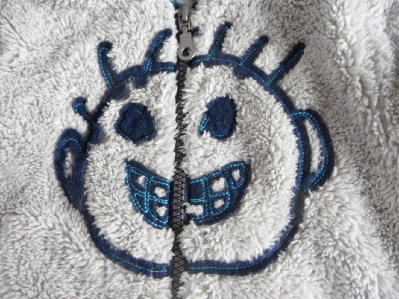 Eat Ants obersüße Teddyjacke Gr. 74/80 für Bengel ;0) 