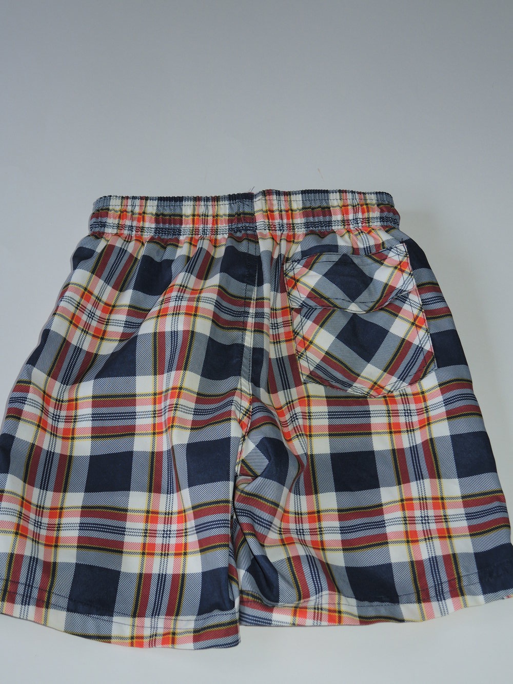 coole Badehose/Badeshorts blau rot weiß gelb kariert mit coolem Frosch Aufdruck Gr.104 von Esprit