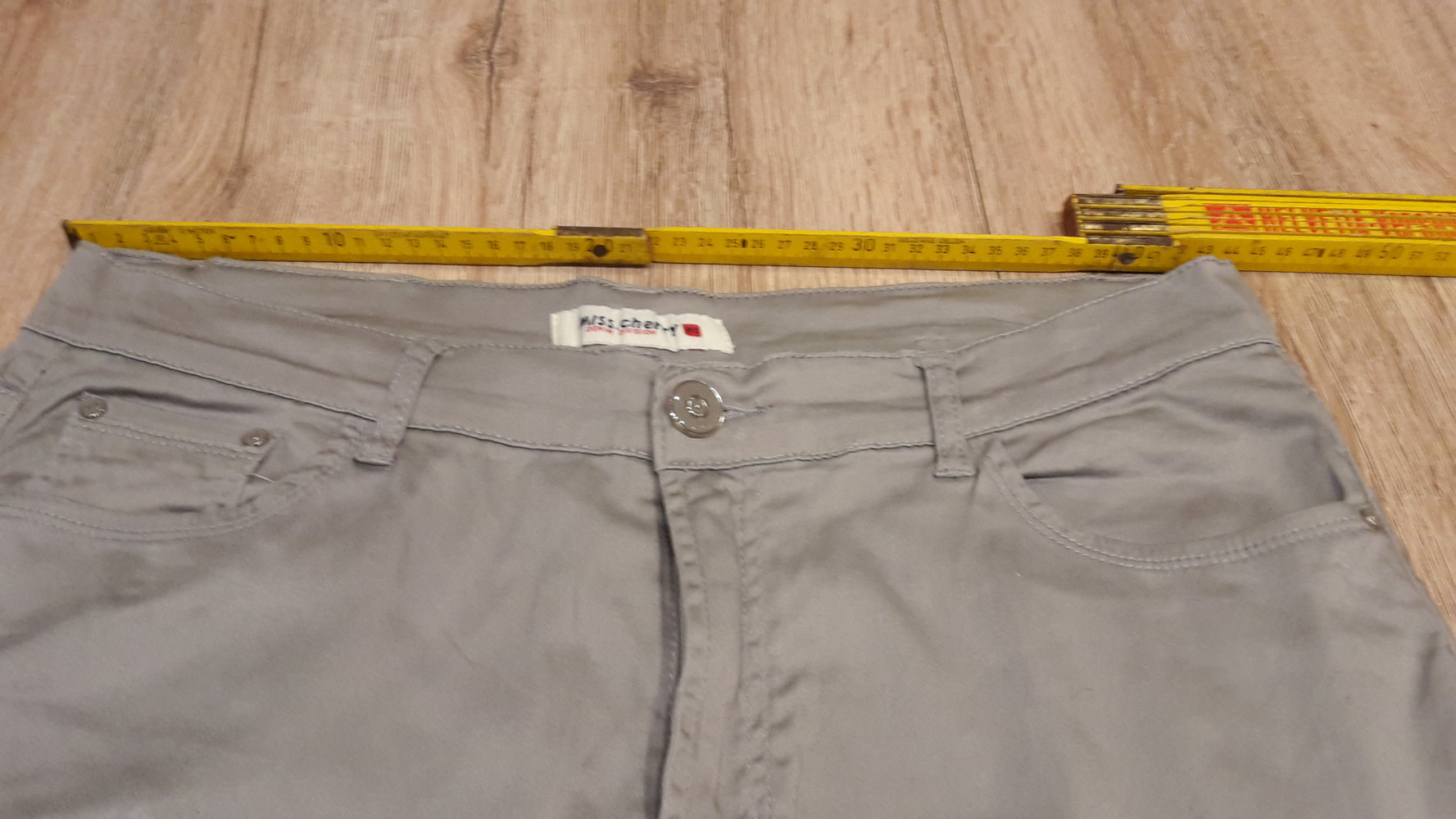 Capri gell grau Gr.44 7/8 hose chic details NEU u. Ungetragen