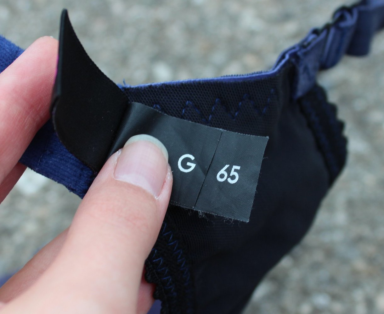 dunkellila-flieder BH, Ewa Michalak, Größe 65G, gefittete Größe