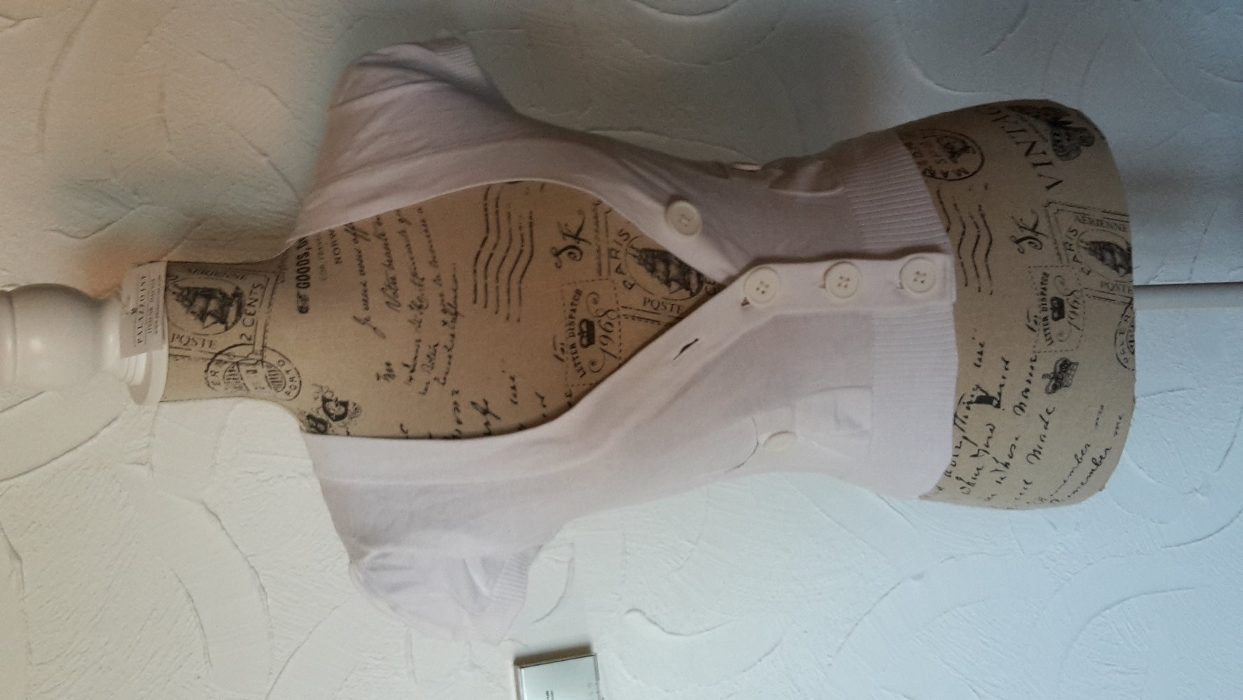 weißes Bolerojäckchen, kurzärmlig