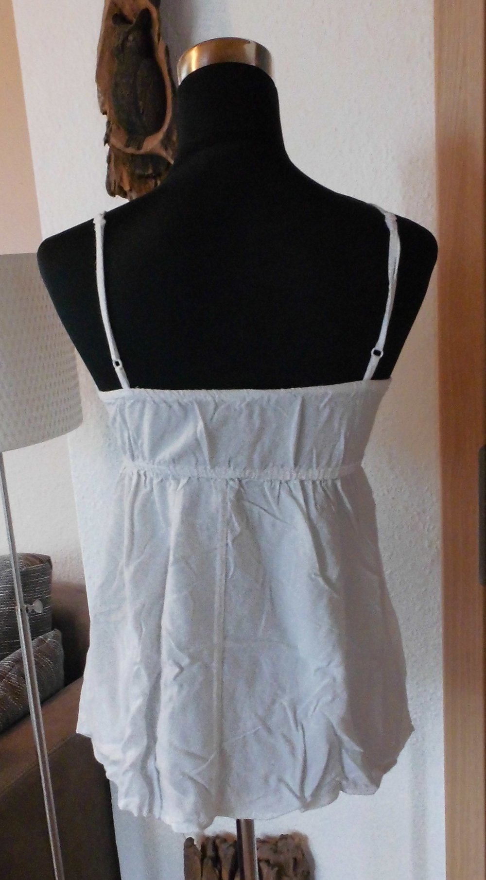 Weißes Top mit Spitze