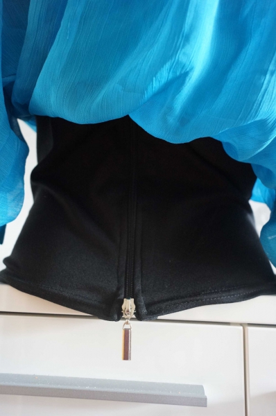 Luftige Bluse Blau mit Reißverschluss M L 38 40